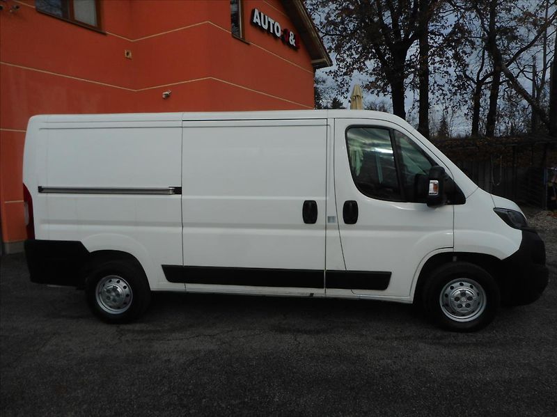 Peugeot Boxer 2,0 HDi L2H1 - fotka 4 z 24
