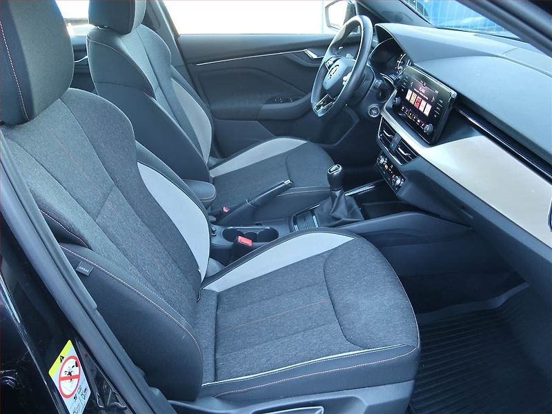 Škoda Kamiq (2021) 1.0 TSI, ČR,1.maj, Serv.kniha - fotka 9 z 21