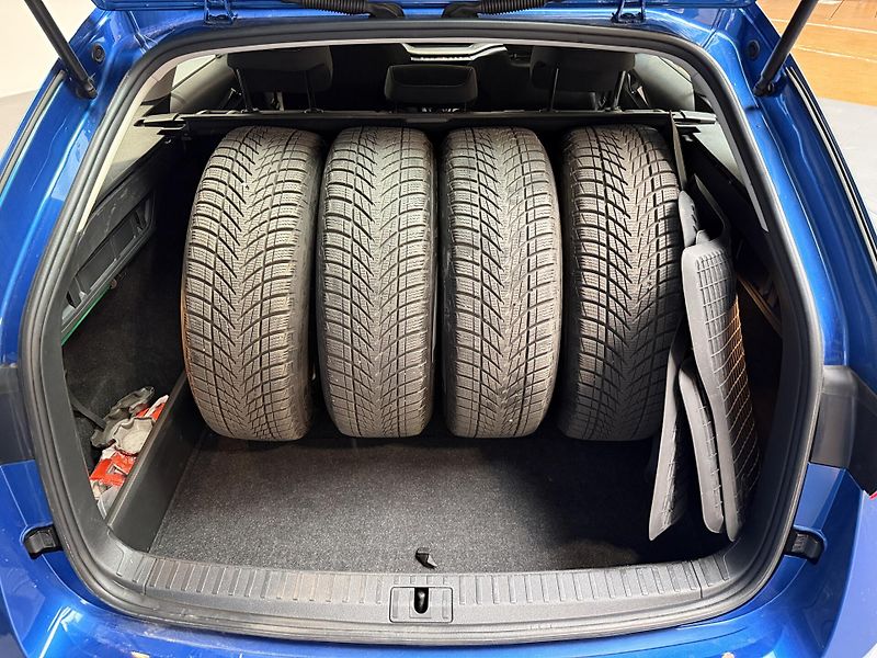 Škoda Octavia 2.0 TDI 85kW Ambition Combi - fotka 10 z 14