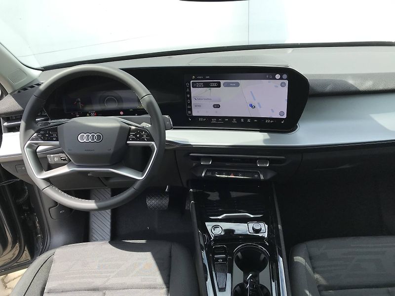 Audi Q3 7STT  1,5 TFSI - fotka 14 z 22