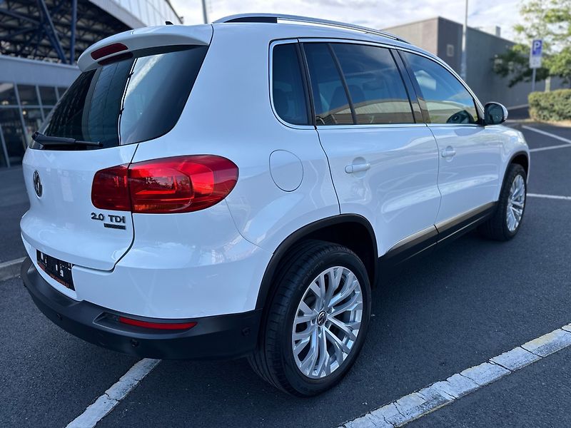 Volkswagen Tiguan (2012) 2.0Tdi 103Kw 4x4 Sport/Style - fotka 7 z 26