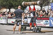 Mistrovství republiky strongmanů v Golčově Jeníkově, kde Mostečan Josef Hojdar vybojoval stříbro.