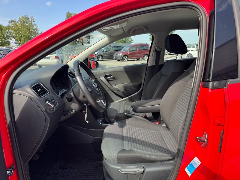 Volkswagen Polo (2012) Comfortline 1.2i 44kW - fotka 10 z 36