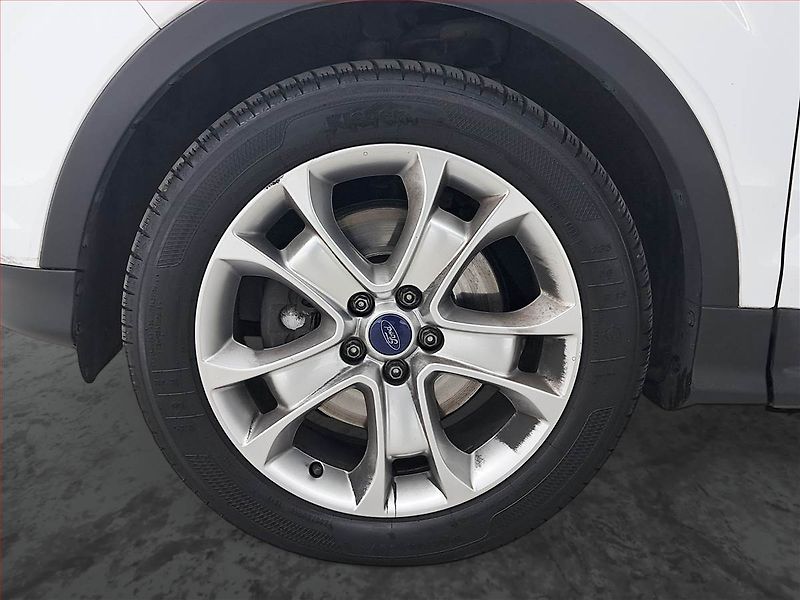 Ford Kuga (2013) 2.0 TDCi, 4X4, Tempomat - fotka 14 z 21