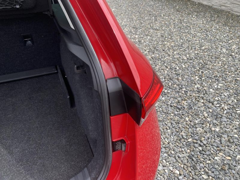 Škoda Scala 1.0i G-TEC STYLE CZ DPH LED 1A - fotka 115 z 156