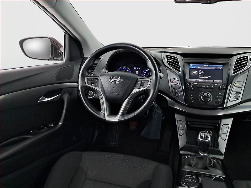Hyundai i40 (2017) 1.7 CRDi, Serv.kniha, Navi - fotka 7 z 22