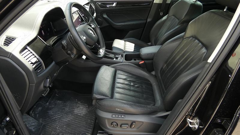 Škoda Kodiaq 2,0 TSI 140 kW L&K 4x4 DSG - fotka 19 z 26