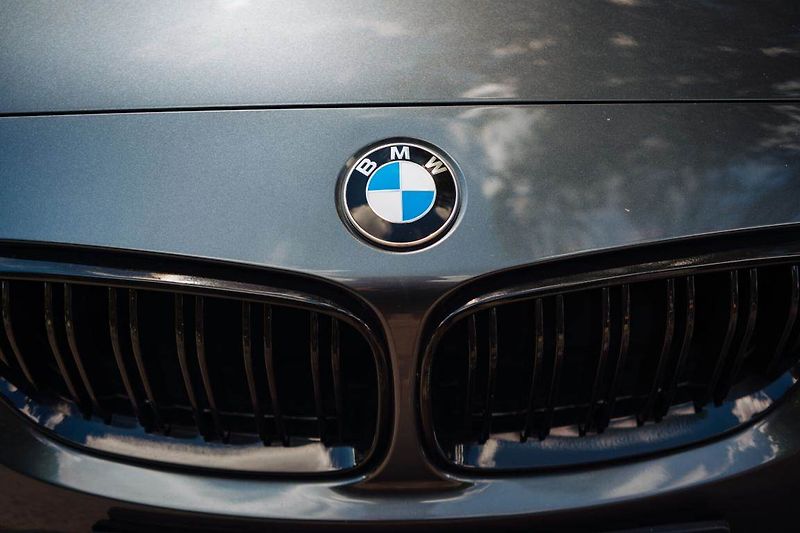 BMW Řada 2 (2019) M240i xDrive - fotka 12 z 36