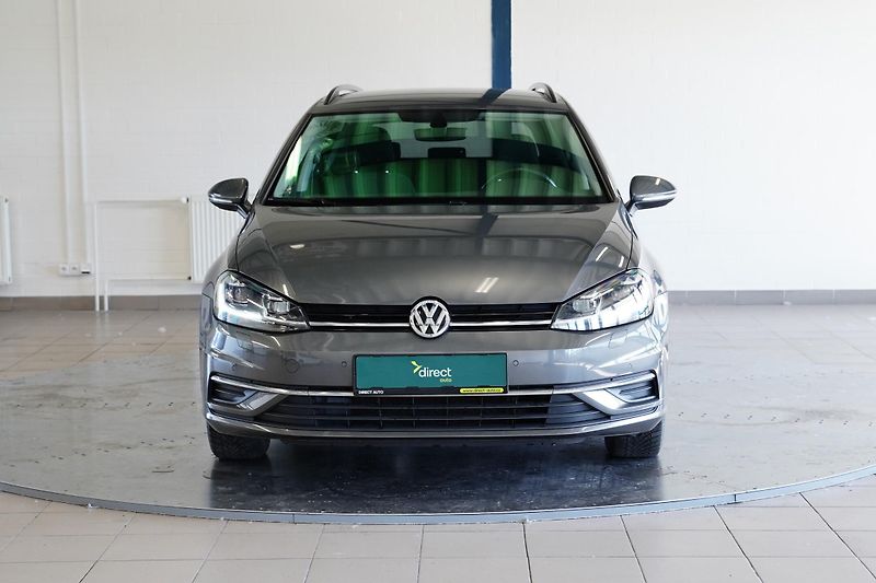 Volkswagen Golf - fotka 4 z 30