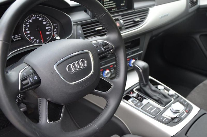Audi A6  Avant 3.0 TDI 200 kW quattro  - fotka 9 z 49