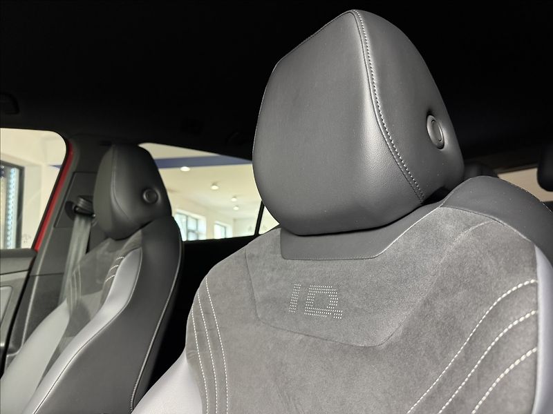 Volkswagen ID.4 Pro Tepelko Assist 360° Kamera - fotka 48 z 50