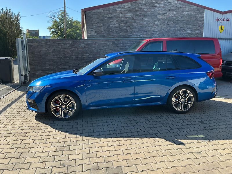 Škoda Octavia (2023) RS Combi 2,0TSI DSG - fotka 4 z 32