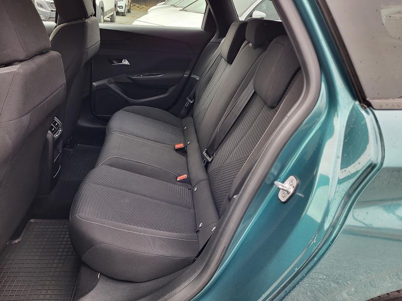 Peugeot 308 SW ACTIVE PACK 1.5 BlueHDi 130 - fotka 8 z 46