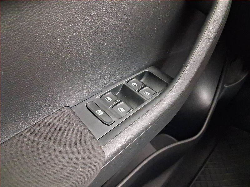 Škoda Fabia (2016) Style 1.4 TDI, Tempomat - fotka 15 z 17