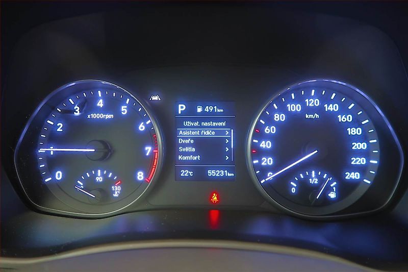 Hyundai i30 (2023) Smart 1.0 T-GDI - fotka 10 z 17