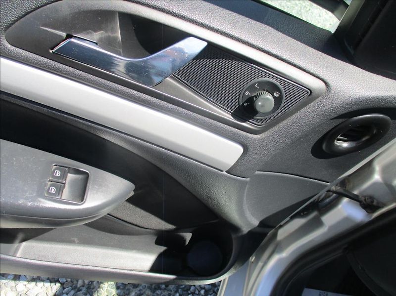Škoda Octavia 1,9 TDI, klimatizace,serviska, - fotka 27 z 37