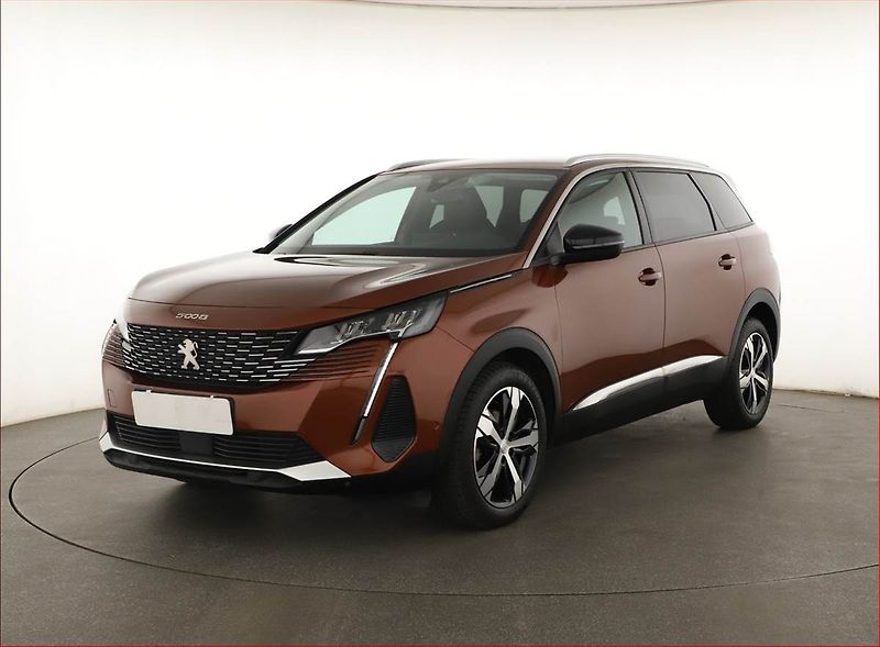 Peugeot 5008 (2022) Allure 1.5 BlueHDi - fotka 2 z 19