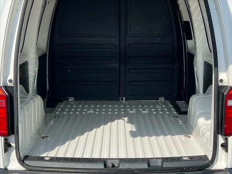 Volkswagen Caddy 1,4 TSi 92kW skříň MAXI - fotka 13 z 22