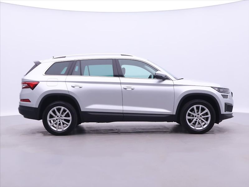 Škoda Kodiaq 2,0 TDI 4x4 Style+ Virtual DPH - fotka 8 z 34