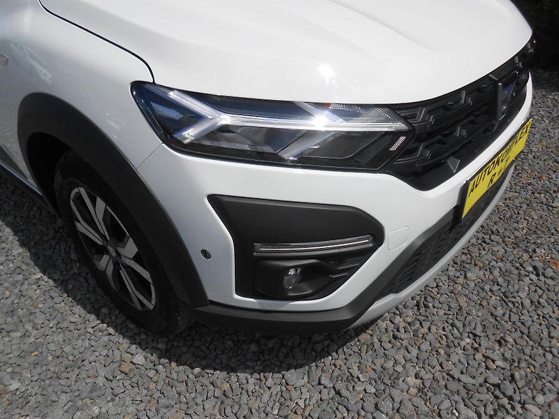 Dacia Sandero STEPWAY,NAVI,KAMERA,18tkm - fotka 15 z 45