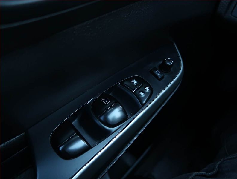Nissan Navara (2019) 2.3 dCi - fotka 18 z 25