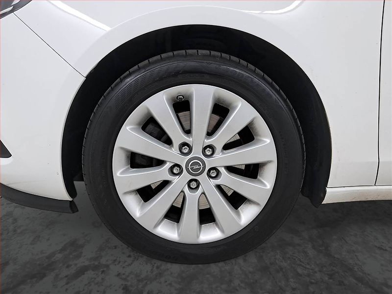 Opel Zafira (2019) 2.0 CDTI, 7 míst, Serv.kniha - fotka 15 z 21