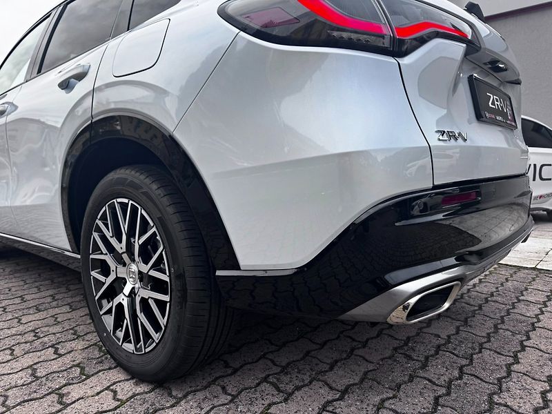 Honda ZR-V (2026) 2.0e:HEV 135kW ADVANCE TOP - fotka 15 z 39