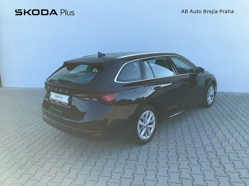 Škoda Octavia (2023) COM STY TD 85/2.0 M6F - fotka 2 z 23