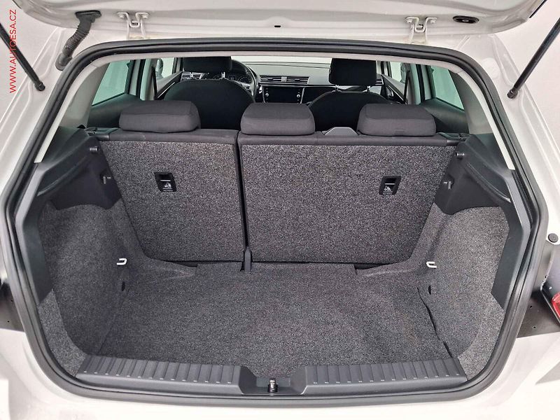 Seat Ibiza (2018) 1.5 TSi, FR, Navi, +kola - fotka 7 z 18