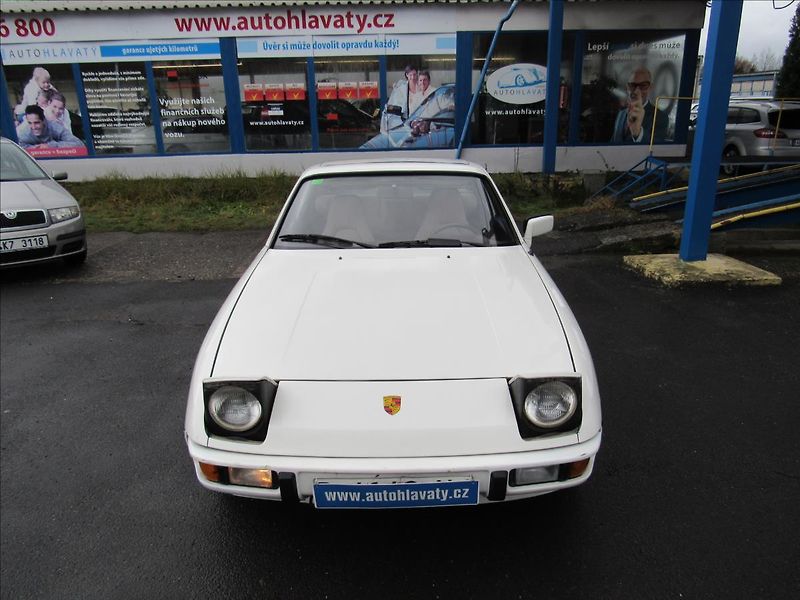 Porsche 924 2,0 Coupe Targa Automat - fotka 2 z 29
