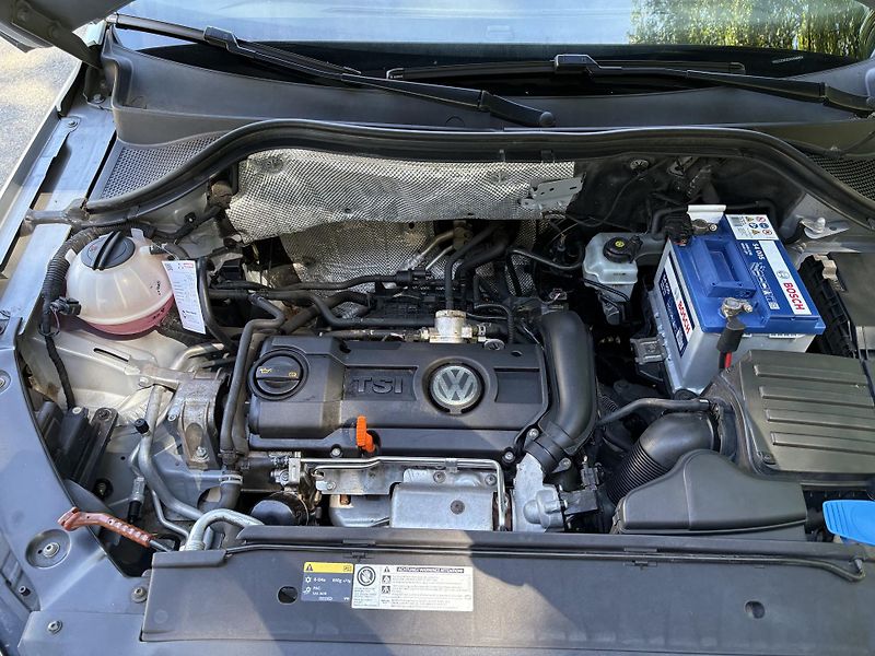 Volkswagen Tiguan (2012) 1.4 TSI BlueMotion Tech -PĚKNÝ - fotka 15 z 26