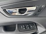 Volvo XC60 T8 AWD*Recharge*REZERVACE! - náhled 29