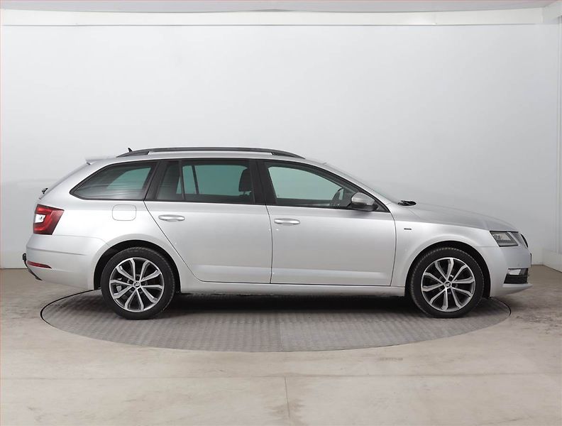 Škoda Octavia (2017) 2.0 TDI, 4X4, Automat - fotka 6 z 19