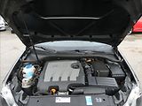 Volkswagen Golf 1,6 TDi 77kW serviska, závěs - náhled 34