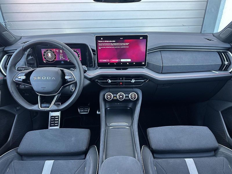 Škoda Kodiaq (2025) 2.0 TDI 4x4 DSG Sportline - fotka 5 z 39