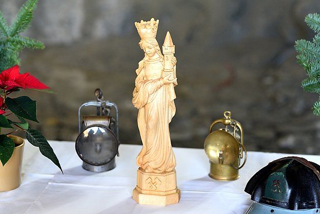 Žehnání svaté Barbory na stavbě tunelu Homole na budoucí dálnici D35 u Vysokého Mýta., zdroj: Deník/Iveta Nádvorníková