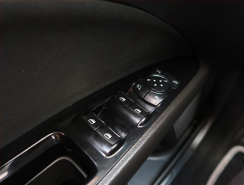 Ford Mondeo (2016) Titanium 2.0 TDCI, 4X4 - fotka 18 z 18