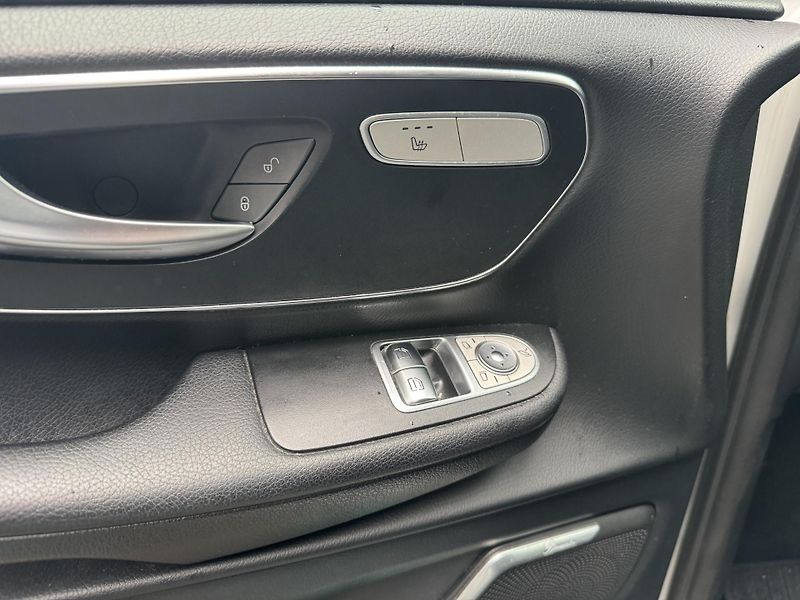 Mercedes-Benz Třídy V (2018) V250d REZERVACE - fotka 19 z 26