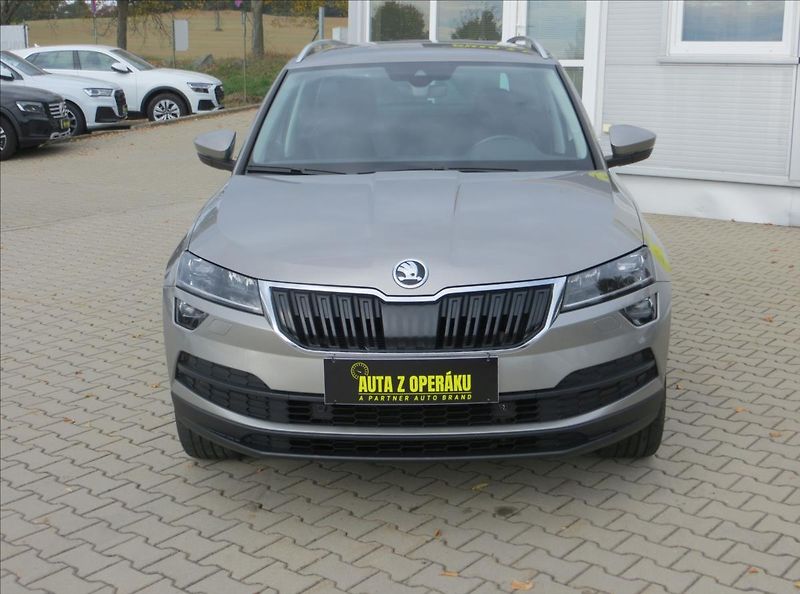 Škoda Karoq 1,5 TSI Style 110kW DSG WEBAST - fotka 2 z 33