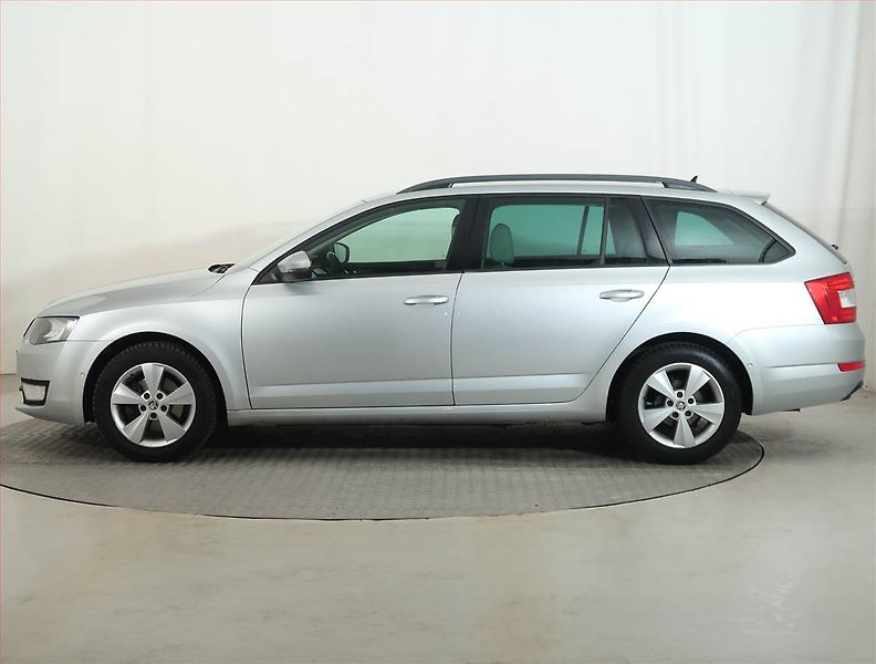 Škoda Octavia (2015) 2.0 TDI, Automat, Serv.kniha - fotka 3 z 19