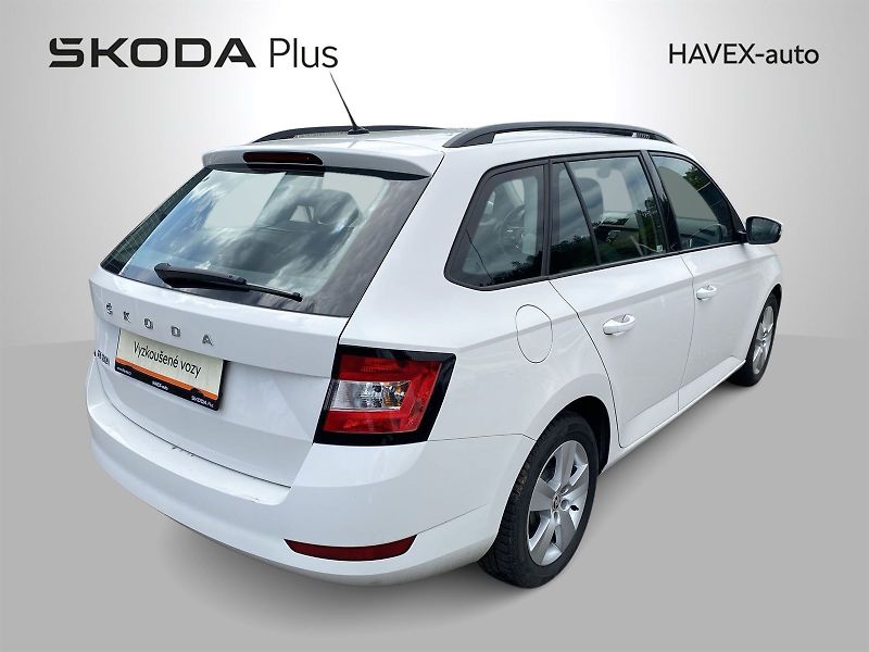 Škoda Fabia (2021) Combi 1.0 TSI Ambition + - fotka 2 z 29