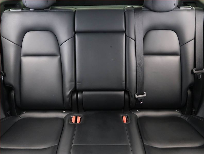 Tesla Model Y (2023) RWD LFP 60kWh, SoH 93% - fotka 10 z 32