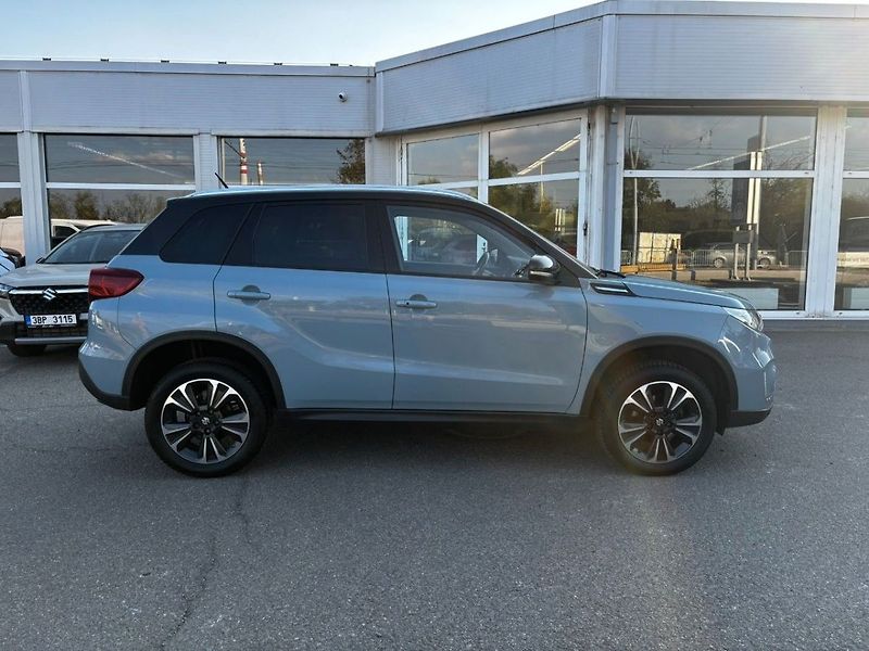 Suzuki Vitara 4x4 automat Elegance - fotka 8 z 14
