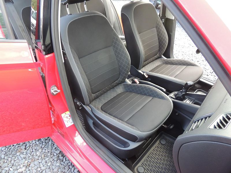 Škoda Fabia (2020) 1.0i,44kw,AMB,ČR,1maj.-21%DPH - fotka 15 z 46