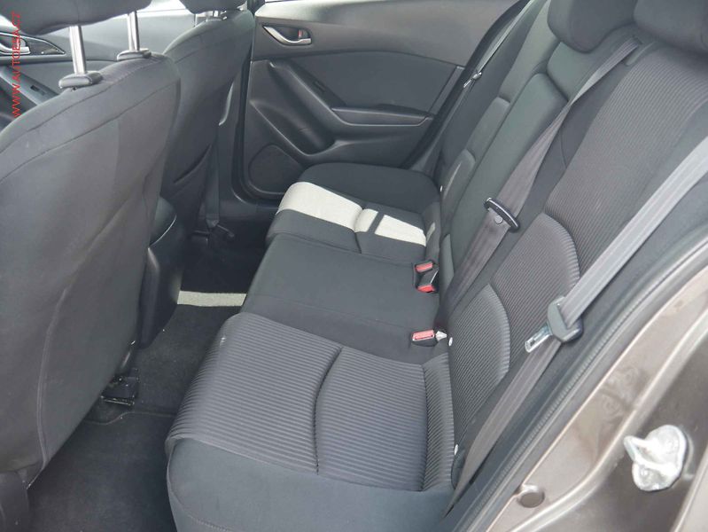 Mazda 3 (2014) 2.0i, ČR, AC, bixen - fotka 10 z 22