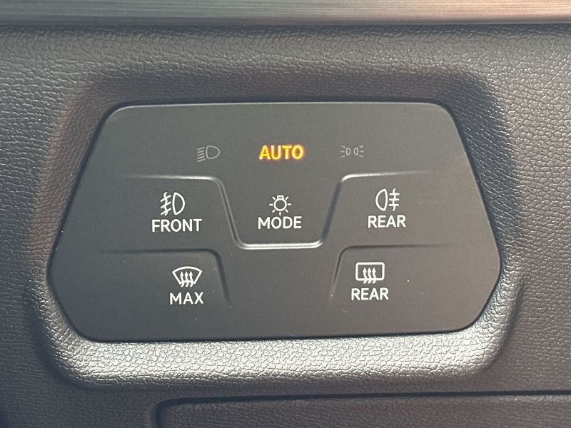 Cupra Formentor (2024) 1.5 TSI DSG - fotka 16 z 32