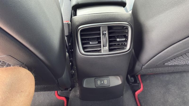 Hyundai i30 (2024) Fastback - fotka 17 z 21