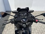 Yamaha (2026) XMAX 300 EU5+ - náhled 9