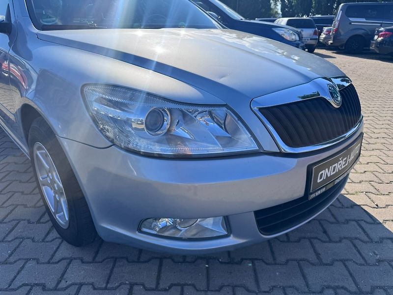 Škoda Octavia (2009) 1,6 TDI 77 KW FACELIFT TAŽNÉ - fotka 10 z 50