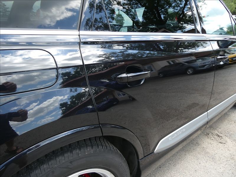 Audi Q7 3,0 TDiV6 200kW S-LINE,QUATTRO - fotka 13 z 48